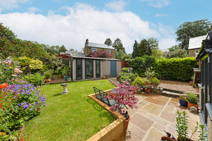 Riverside Crescent Holymoorside